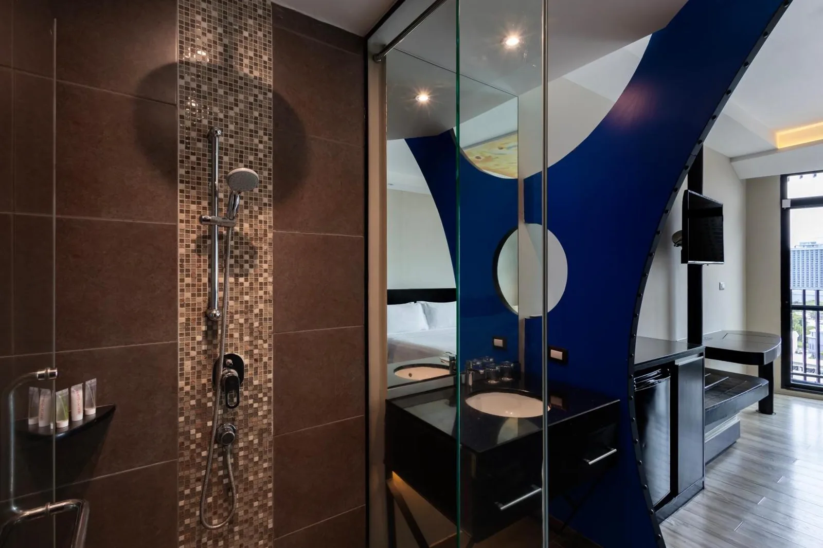 Suite de salle de bains élégante au Siam At Siam Design Hotel Pattaya