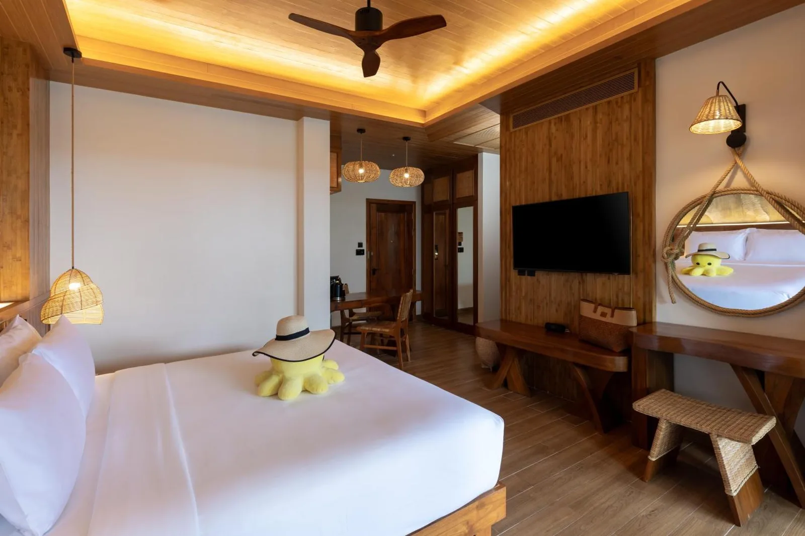 Suite Interior