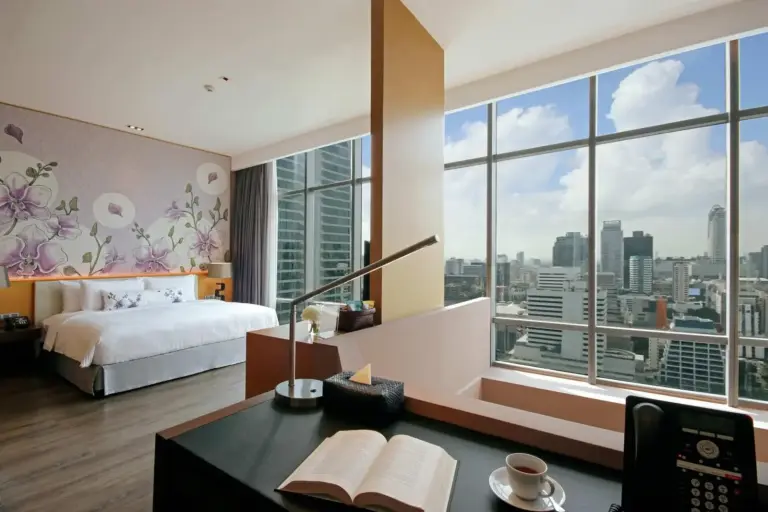 City view room in Sivatel Bangkok Hotel