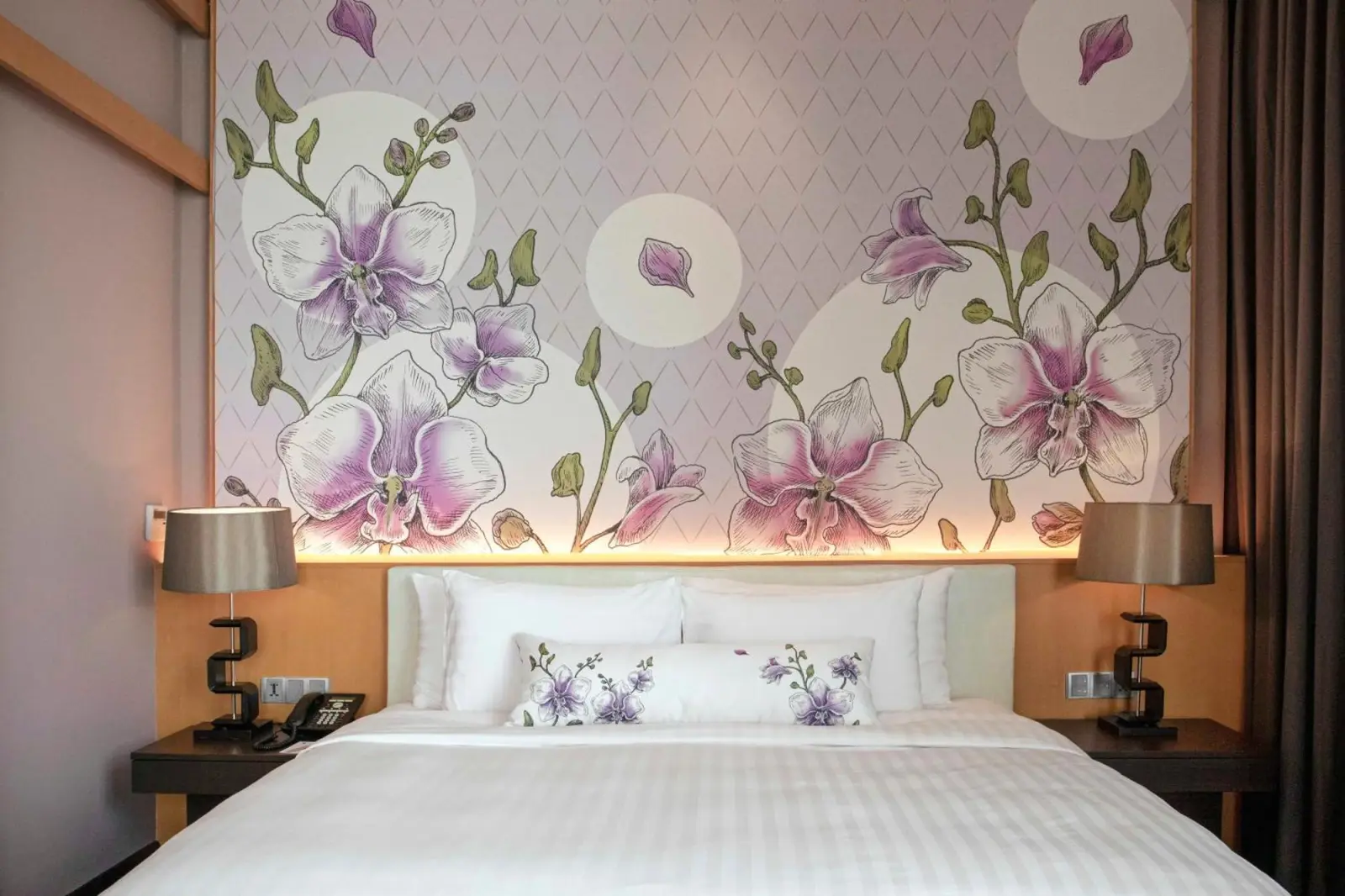 Floral-themed bedroom in Sivatel Bangkok Hotel