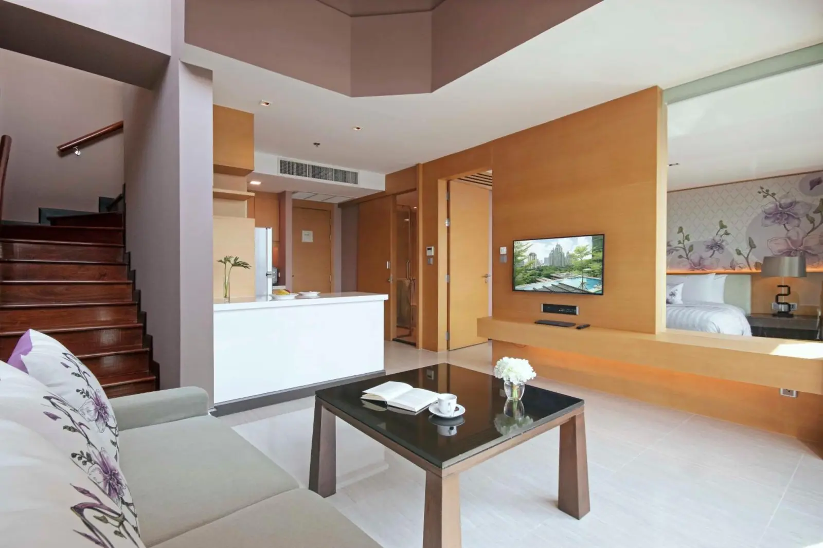 Living area of a suite in Sivatel Bangkok Hotel