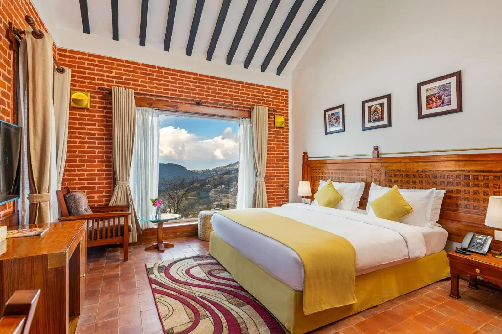 Chambre confortable au Soaltee Westend Resort Nagarkot.