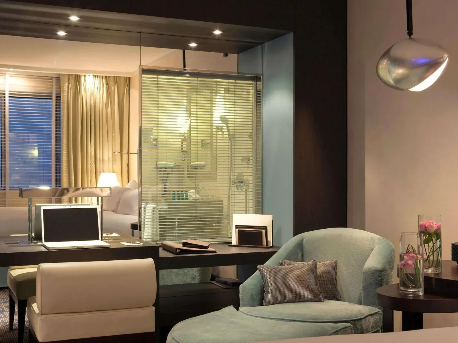 Sofitel Marseille Vieux-Port room interior
