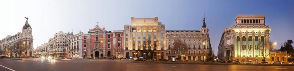 SOL-CARLOS V Apartaments panoramic view of Madrid