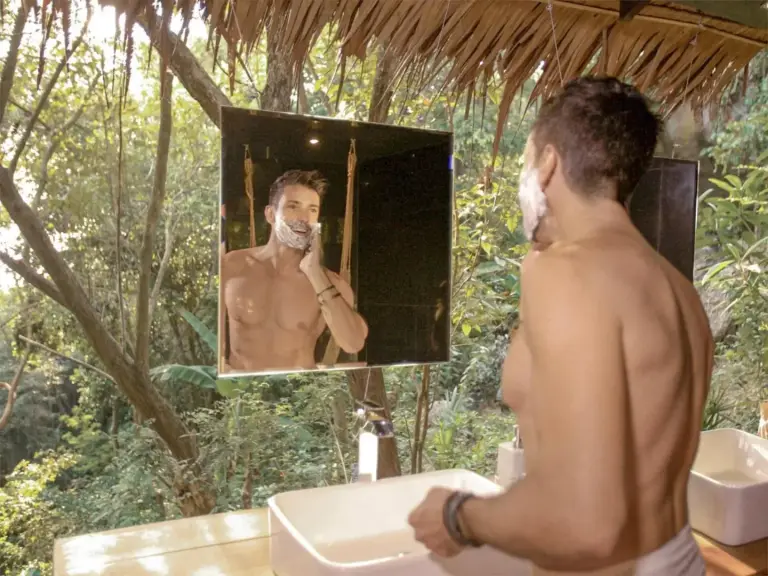Pflegebereich im Badezimmer im SOWK Resort