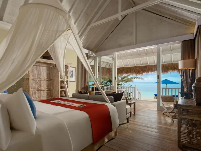 Beachfront Suite