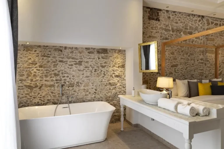 Bathtub area at Suite Azur Hotel in Essaouira