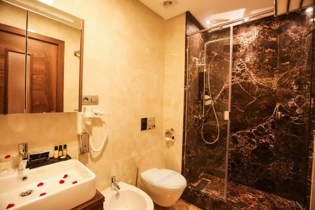 Bathroom at Suite Hotel Casa Diamond in Casablanca