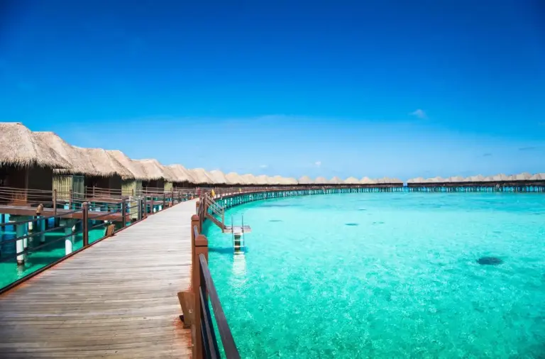 Overwater bungalows at Sun Siyam Vilu Reef
