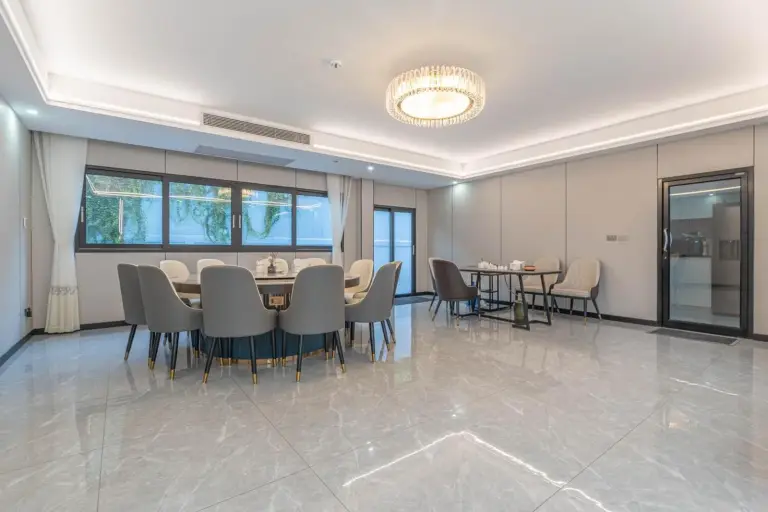 T M L-Luxury 4 bedrooms Pool Villa - dining room