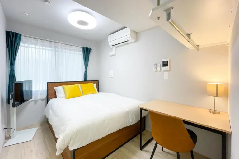 TASUKI smart Akebonobashi zweites Schlafzimmer mit Bett