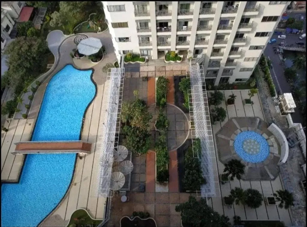 Thamrin City Mall Connected 2 Bedroom Apartment Pool Area