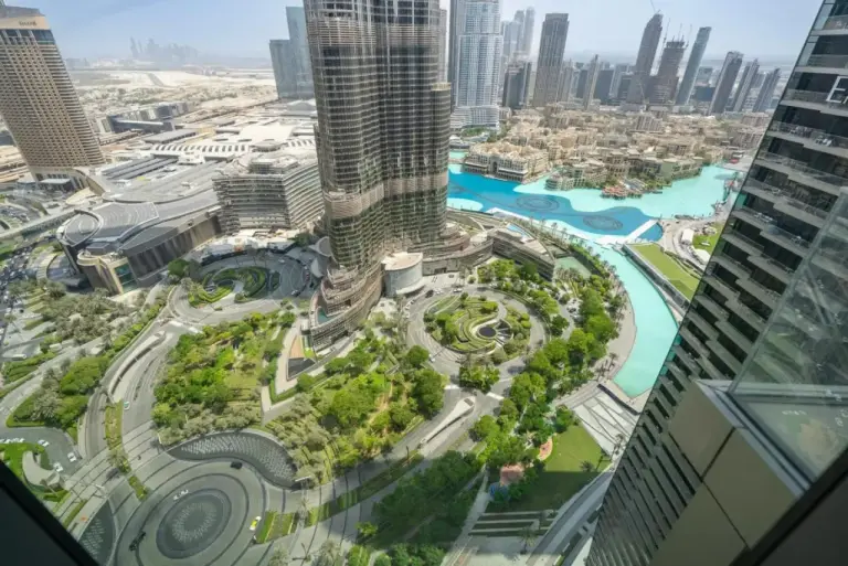 Vue aérienne de The Address Residences Dubai Opera et des environs