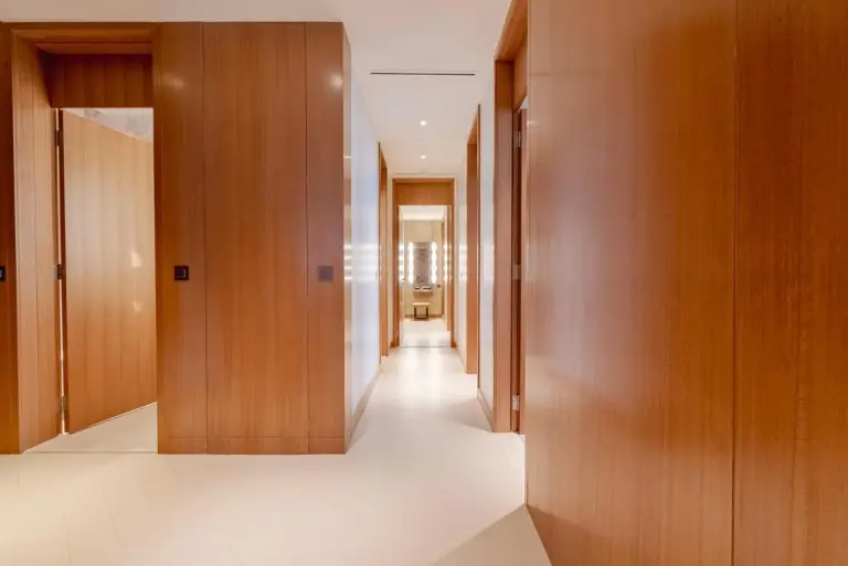 Couloir intérieur au The Address Residences Dubai Opera