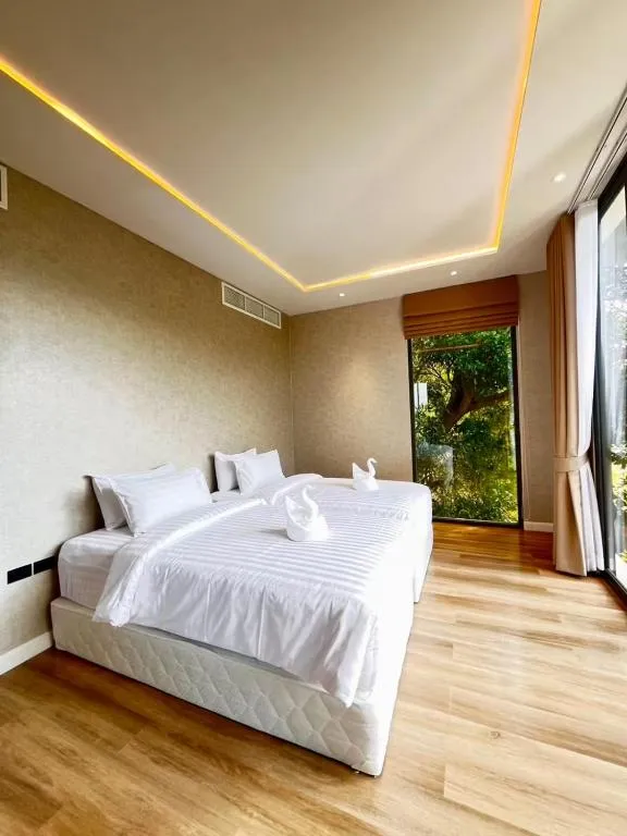 Deluxe room at The Akbar Villa, Koh Samui