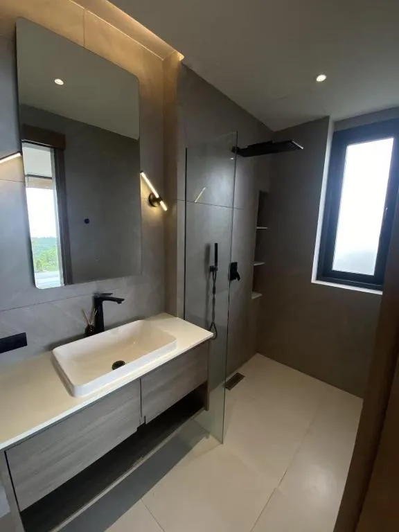 Spa-like bathroom at The Akbar Villa, Koh Samui