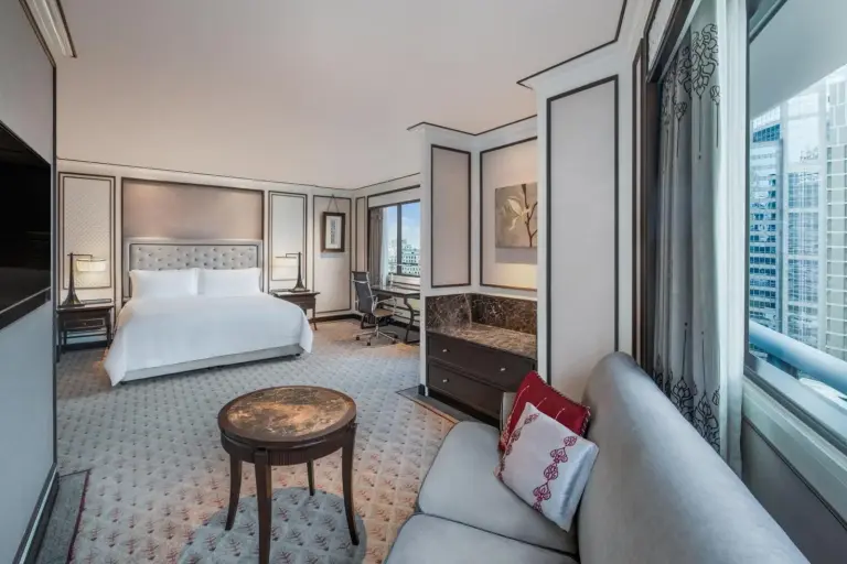 The Athenee Hotel, a Luxury Collection Hotel, Bangkok comfortable suite