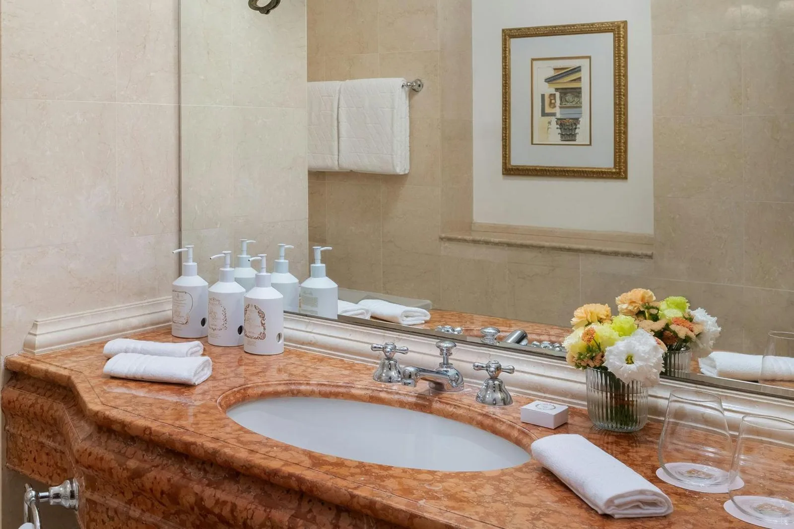 The Excelsior, a Luxury Collection Hotel, Florence bathroom sink area