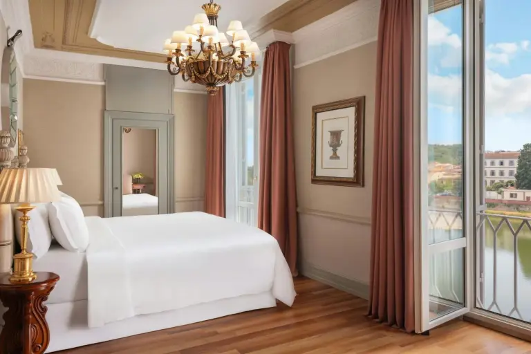 The Excelsior, a Luxury Collection Hotel, Florence river view room