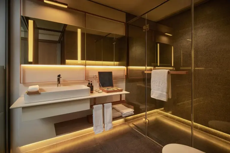 The Gaia Hotel Bandung bathroom