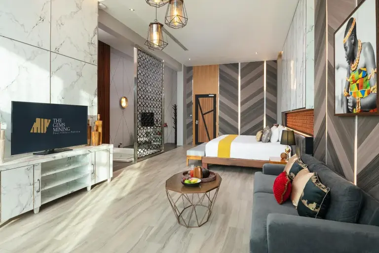 The Gems Mining Pool Villas Pattaya - Spacious Living Area