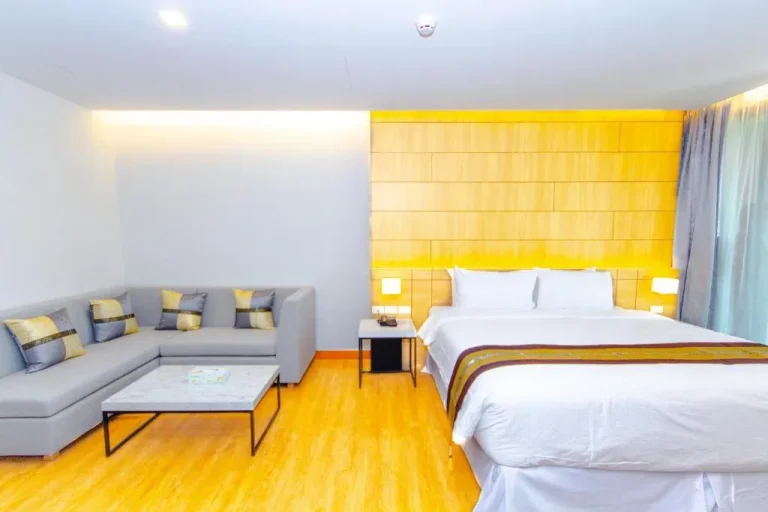 The Grand Chaiyapruek Nimman Chiangmai Free Airport Shuttle