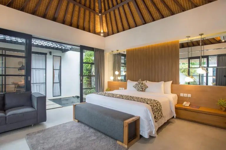 Modern bedroom in The Kon's Villa Bali Seminyak