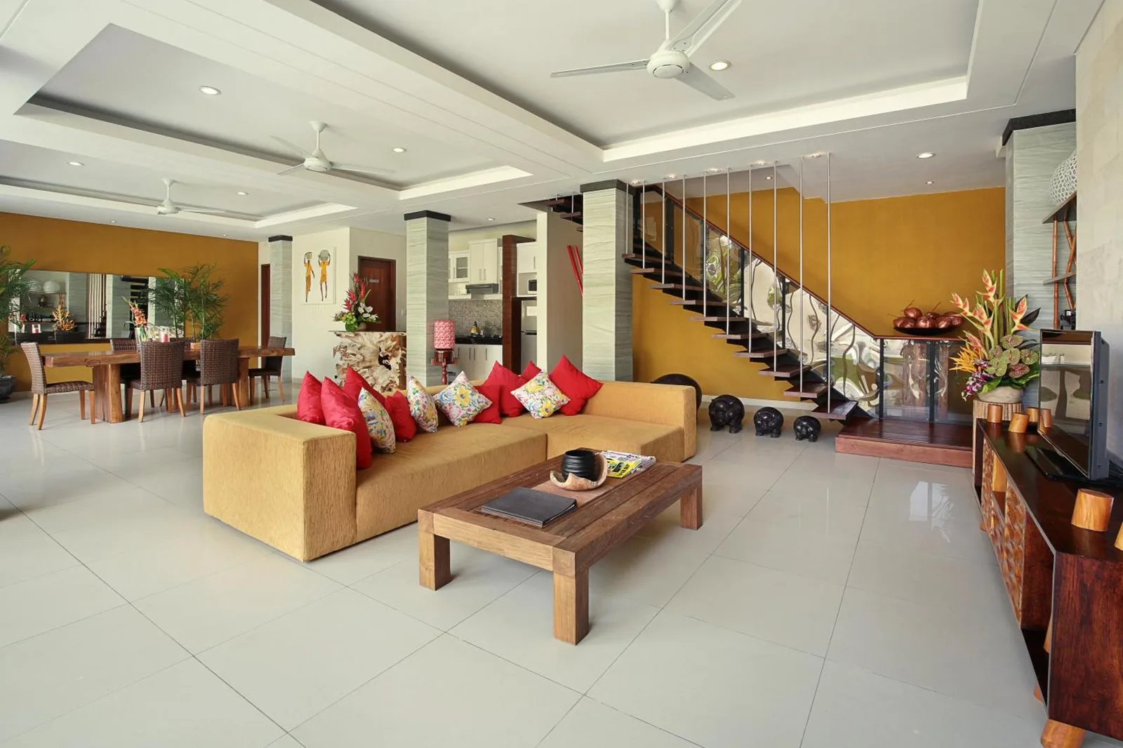 Dining area at The Kumpi Villas, Seminyak