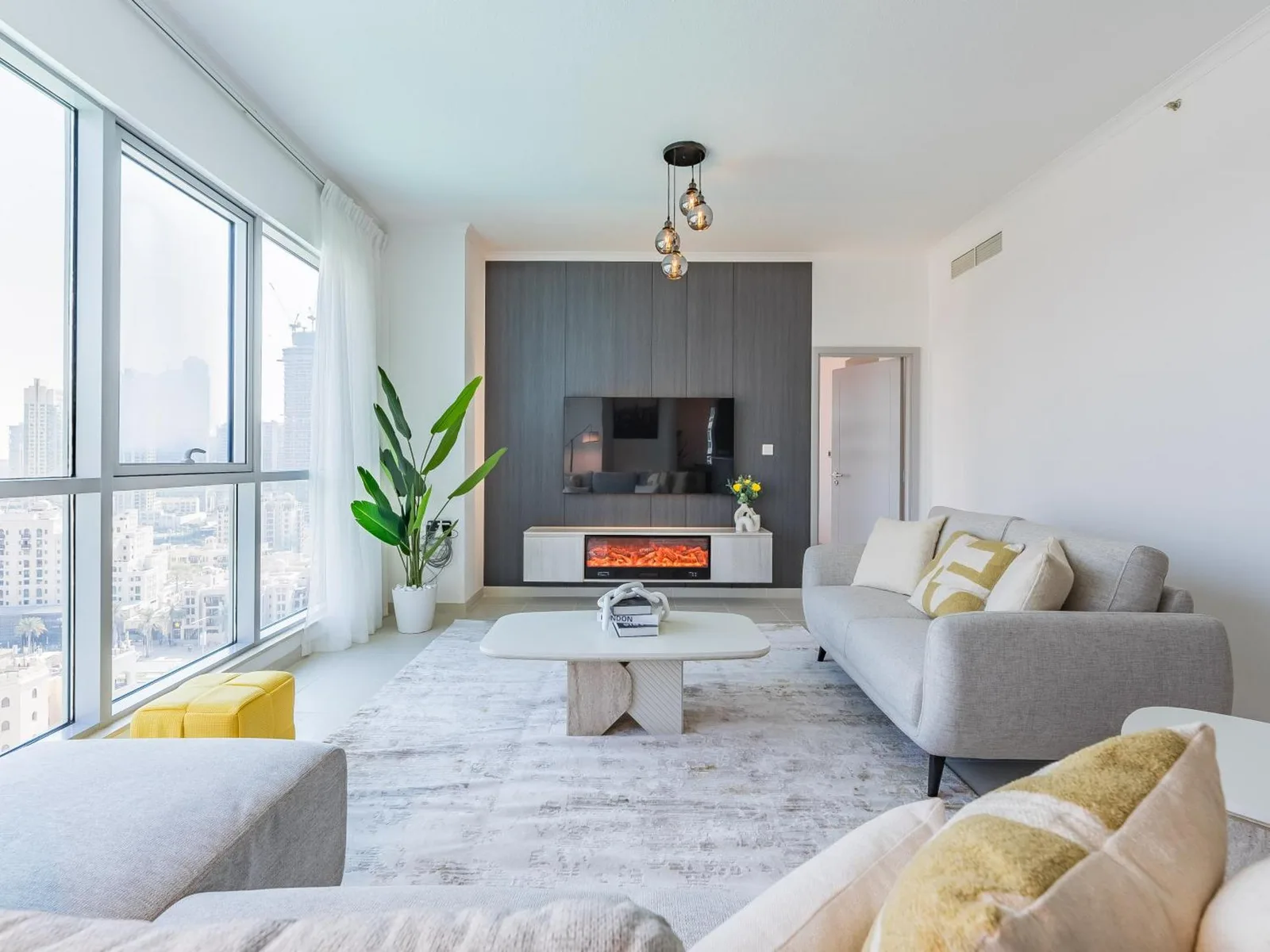 New York Condo - 4BR Executive Burj Khalifa Suite living room