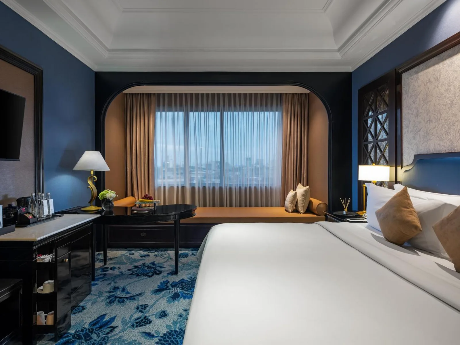 Executive room at The Papandayan hotel in Bandung