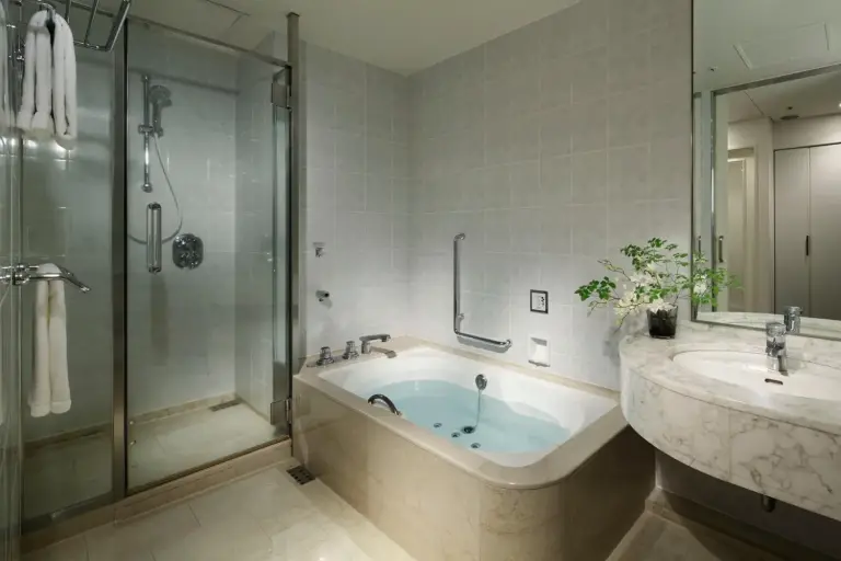 Luxury bathroom with spa tub at The Prince Sakura Tower Tokyo, Autograph Collection
