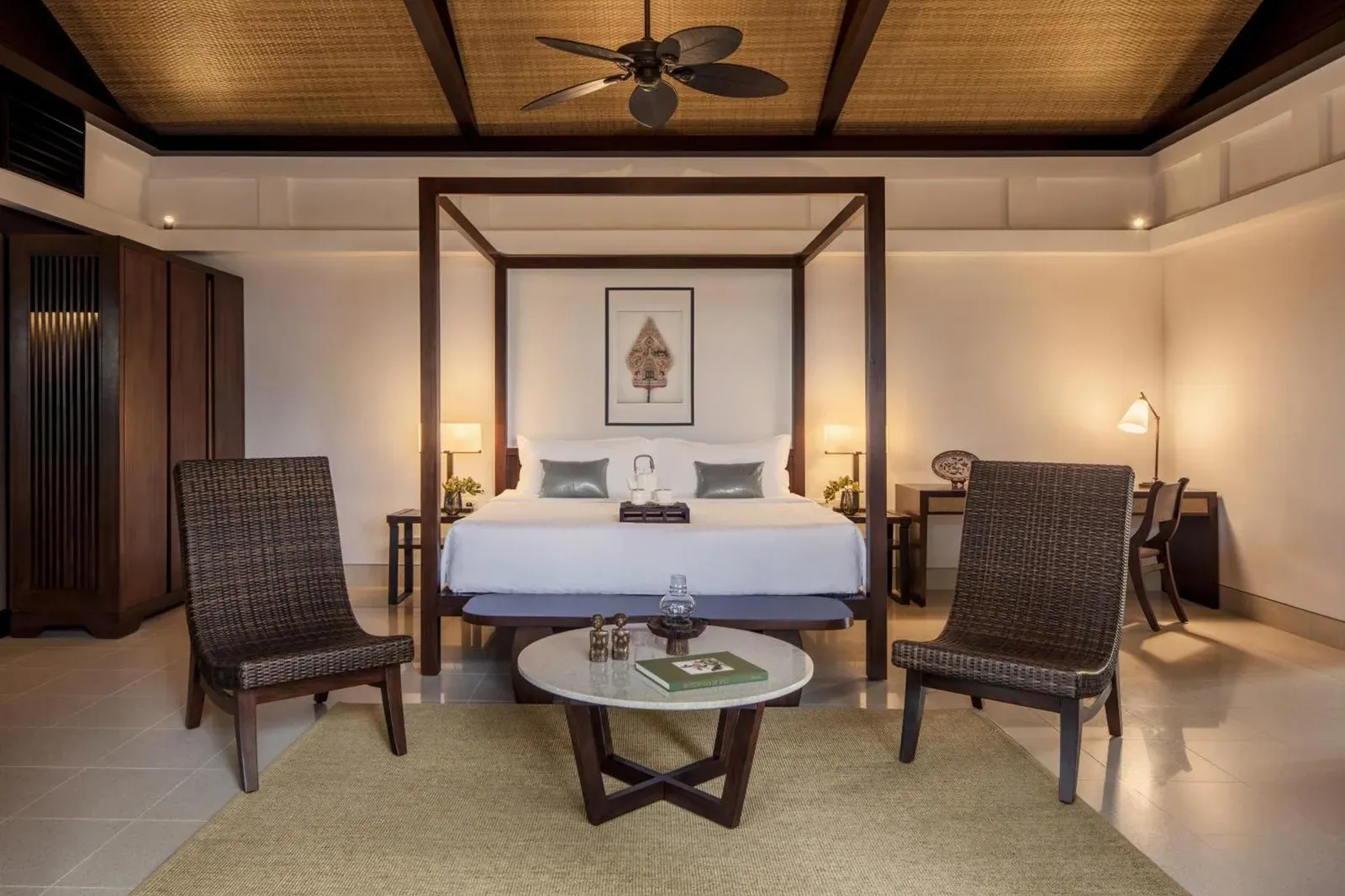 Vista interior de una suite en The Residence Bintan