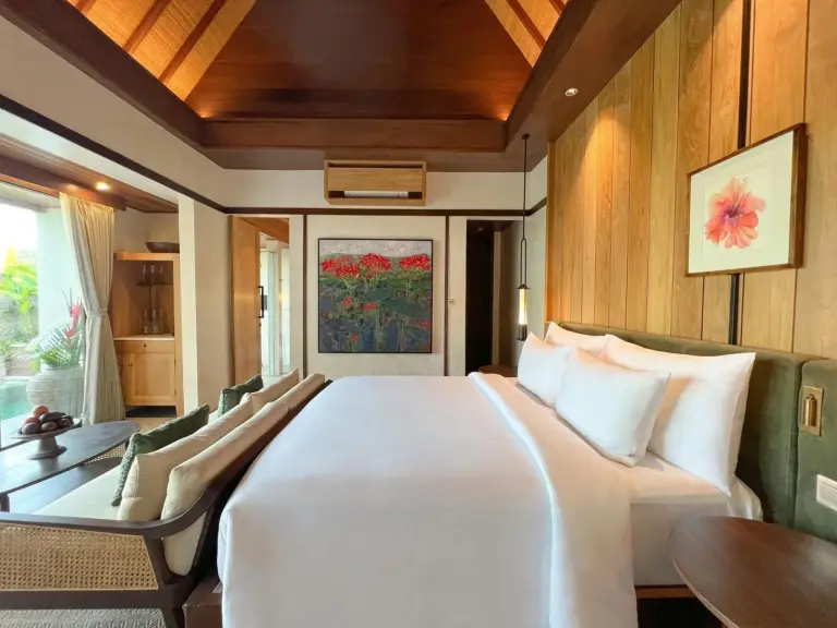 Elegant Bedroom