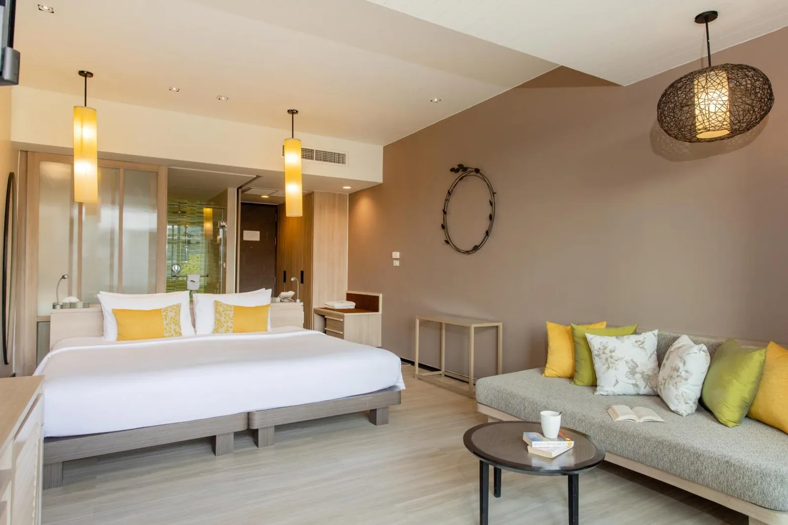 Stilvolles Zimmer im The Sands Khao Lak by Katathani