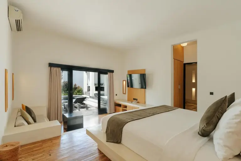 Zweites Schlafzimmer von The Seminyak Suites Private Villas
