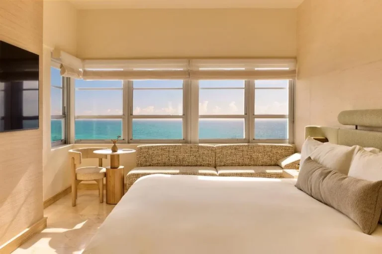 Chambre avec vue sur l'océan au The Shelborne Miami