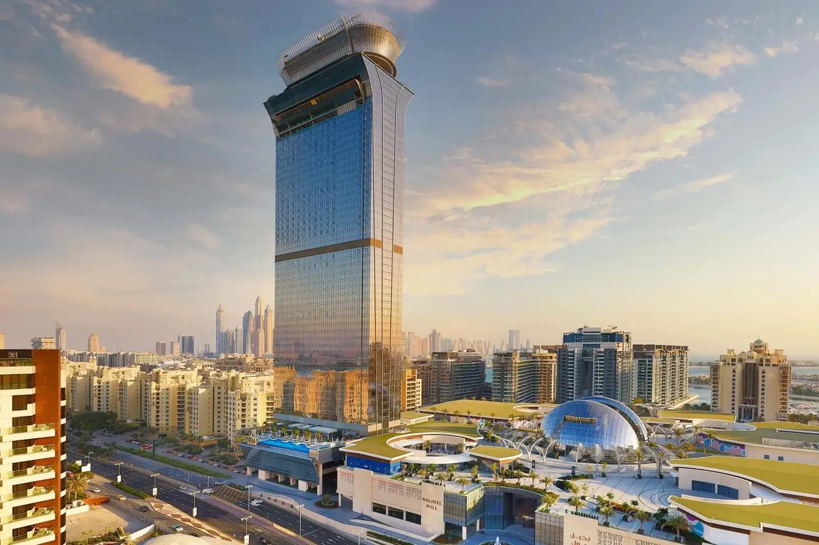 Vista exterior del hotel The St. Regis Dubai, The Palm