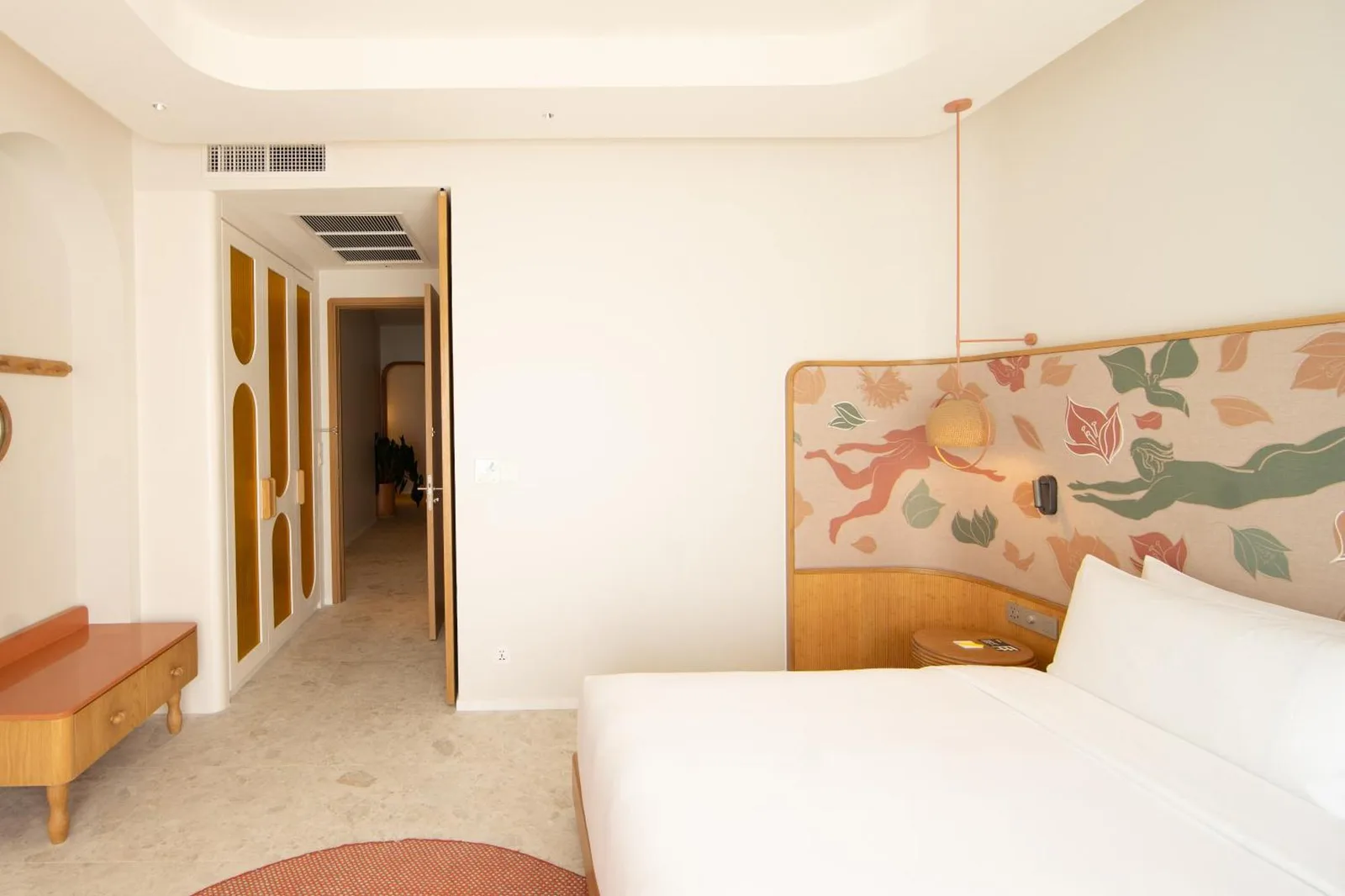 Estilo de habitación sencillo en The Standard Pattaya Na Jomtien