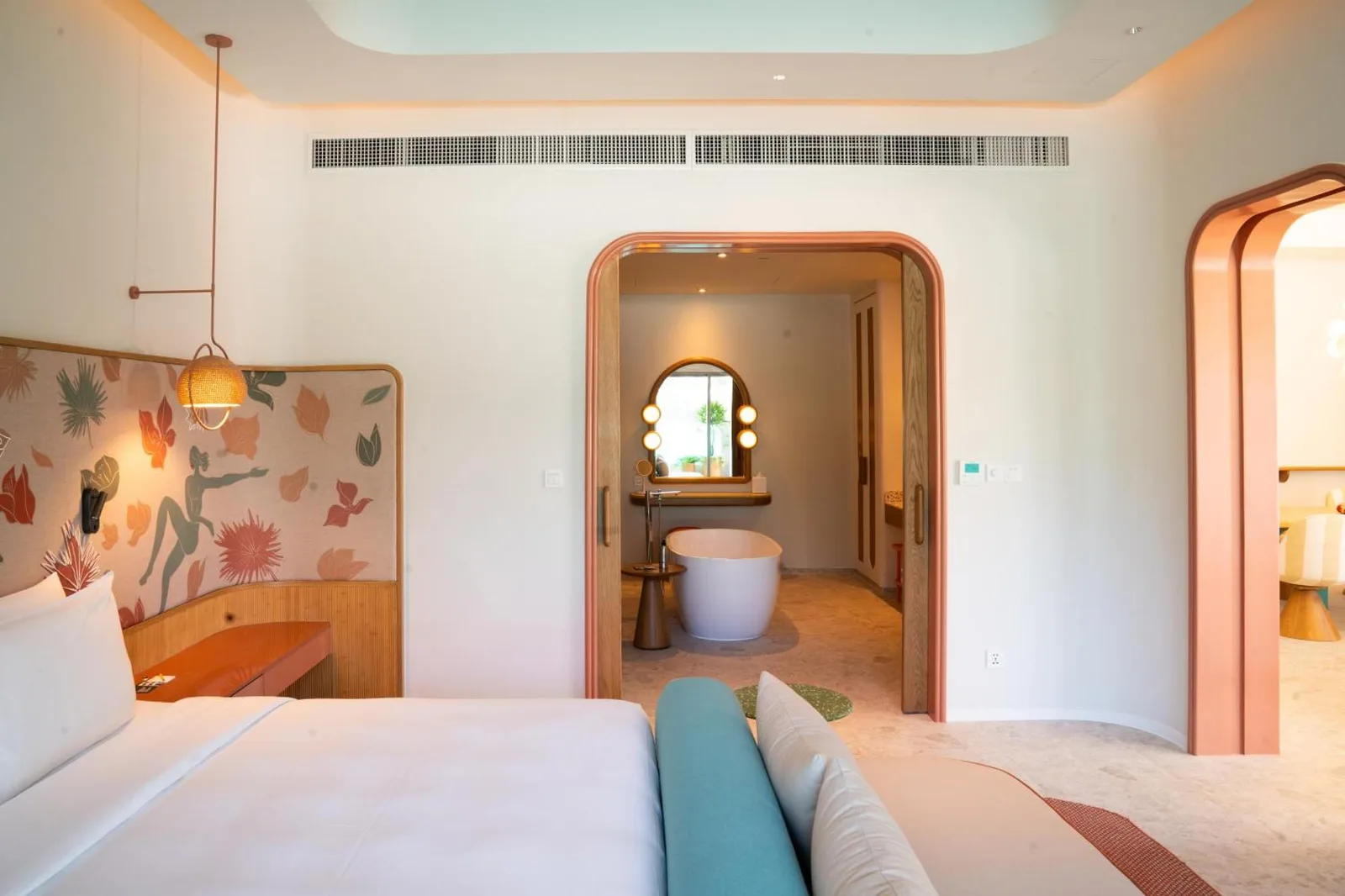Suite con baño en The Standard Pattaya Na Jomtien