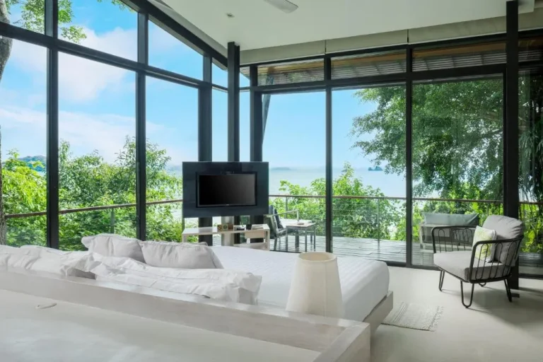 Schlafzimmer mit Aussicht im The View Hotel in Koh Samui