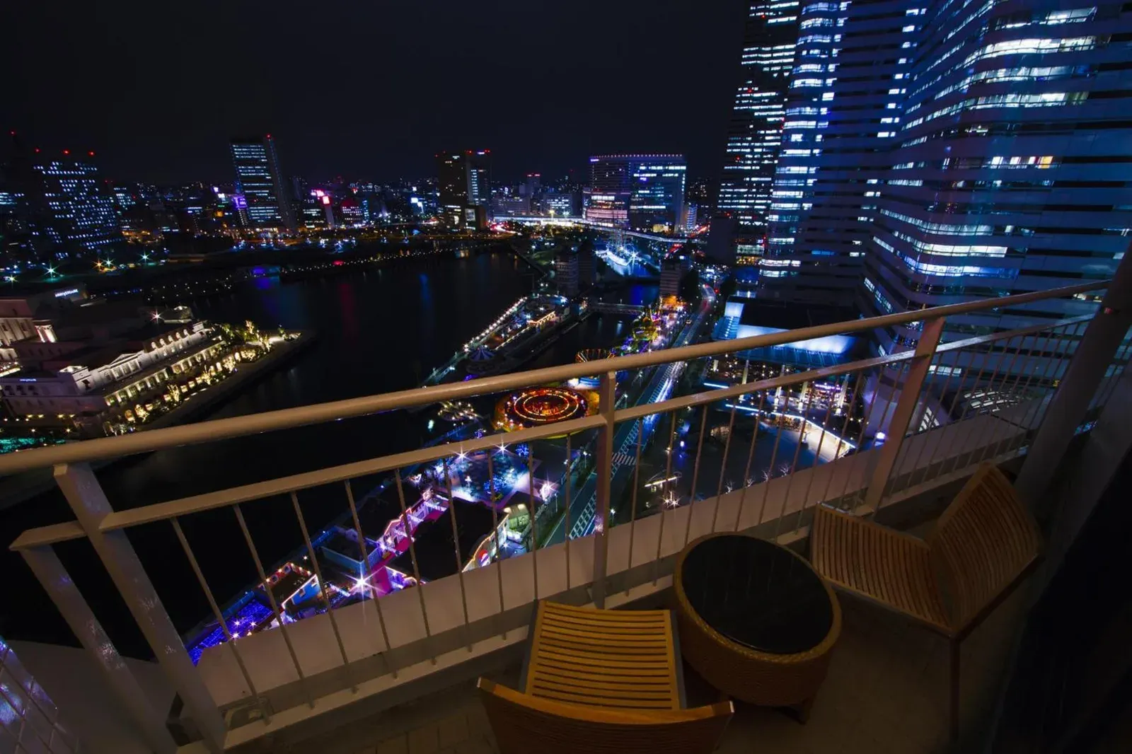 Vistas desde el balcón de The Yokohama Bay Hotel Tokyu