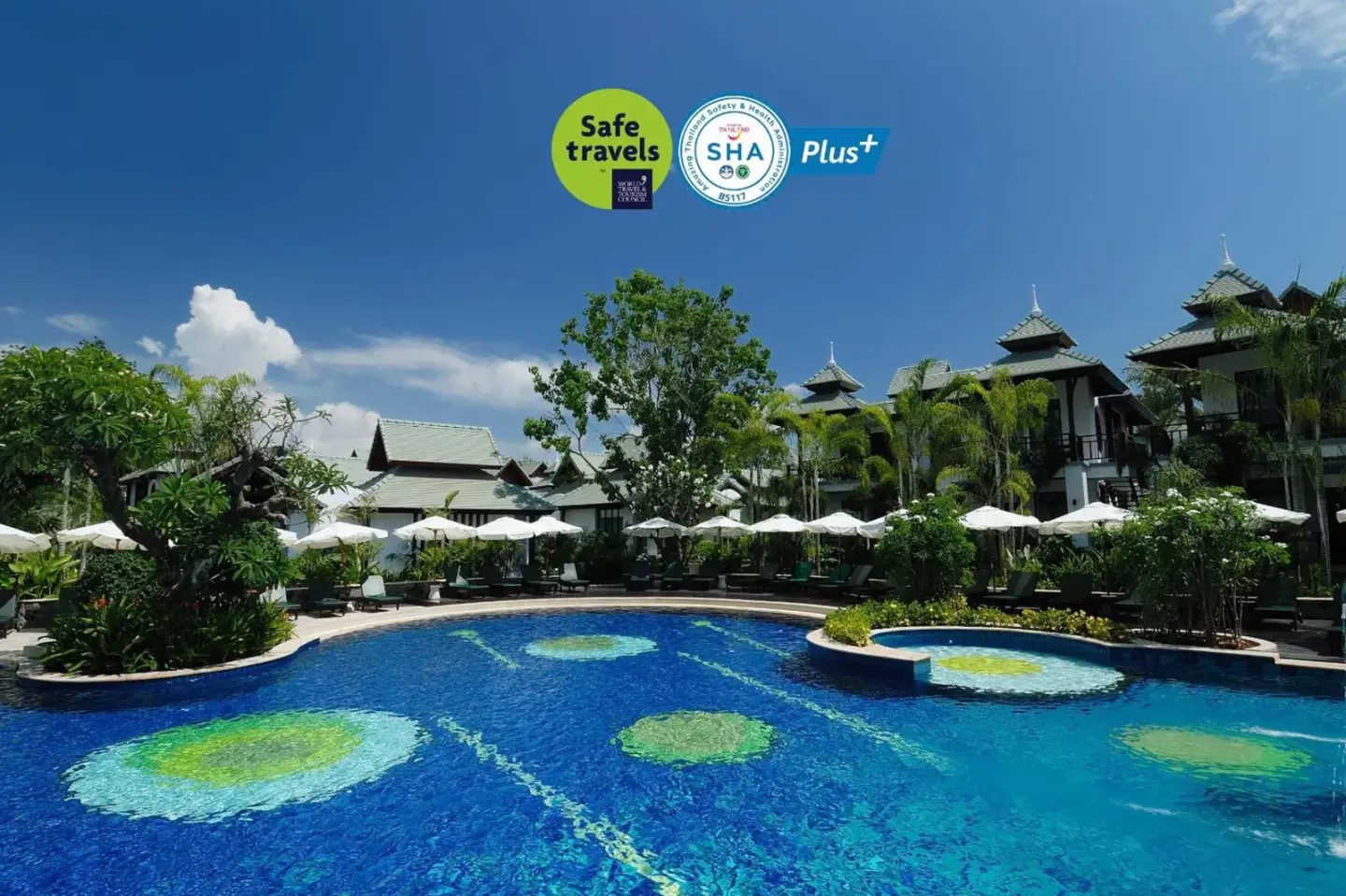 Vue de la piscine au The Zign Hotel Premium Villa à Pattaya