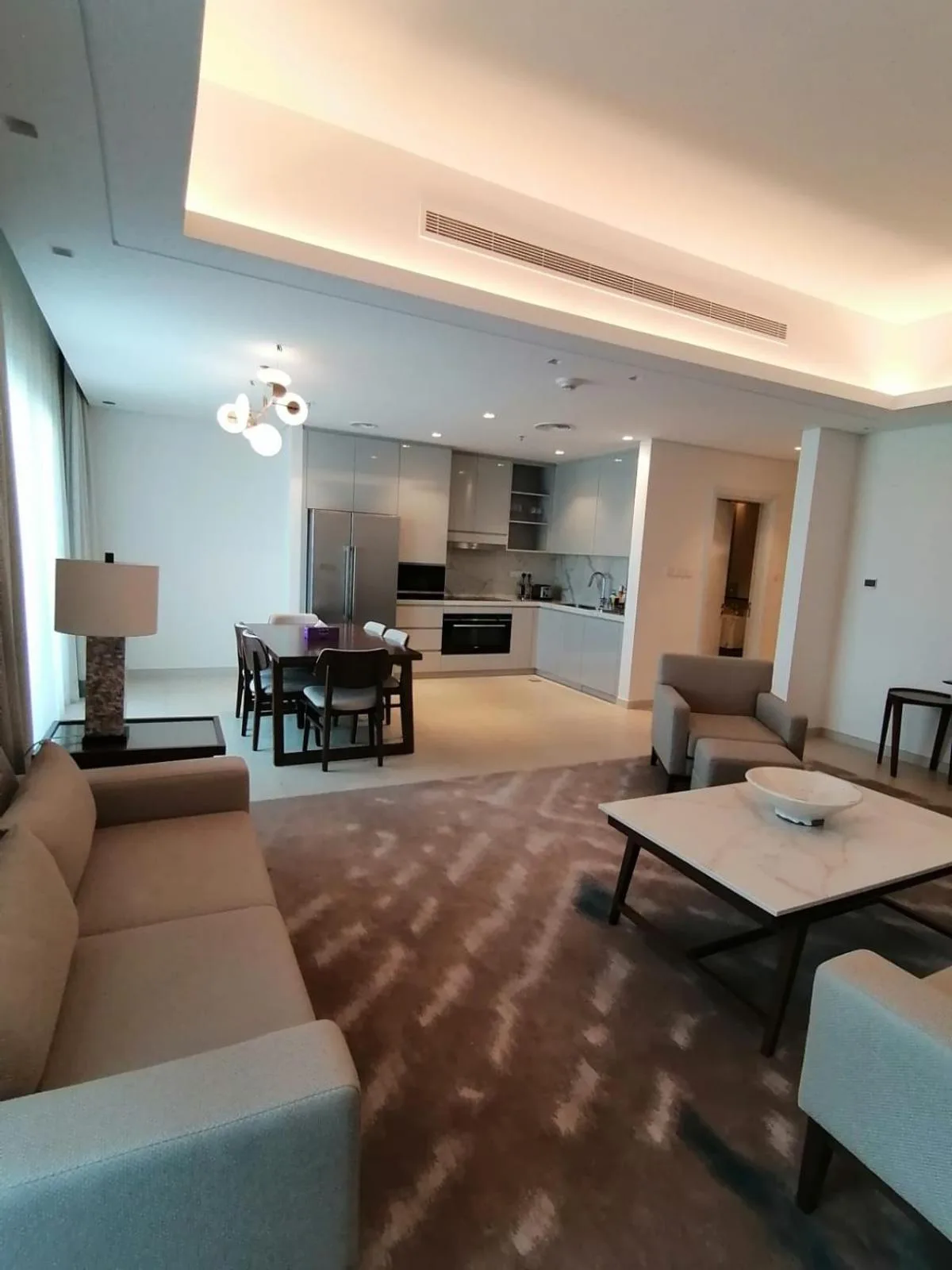 Three Bedroom Apartment at Address Residence Fujairah Wohnzimmer