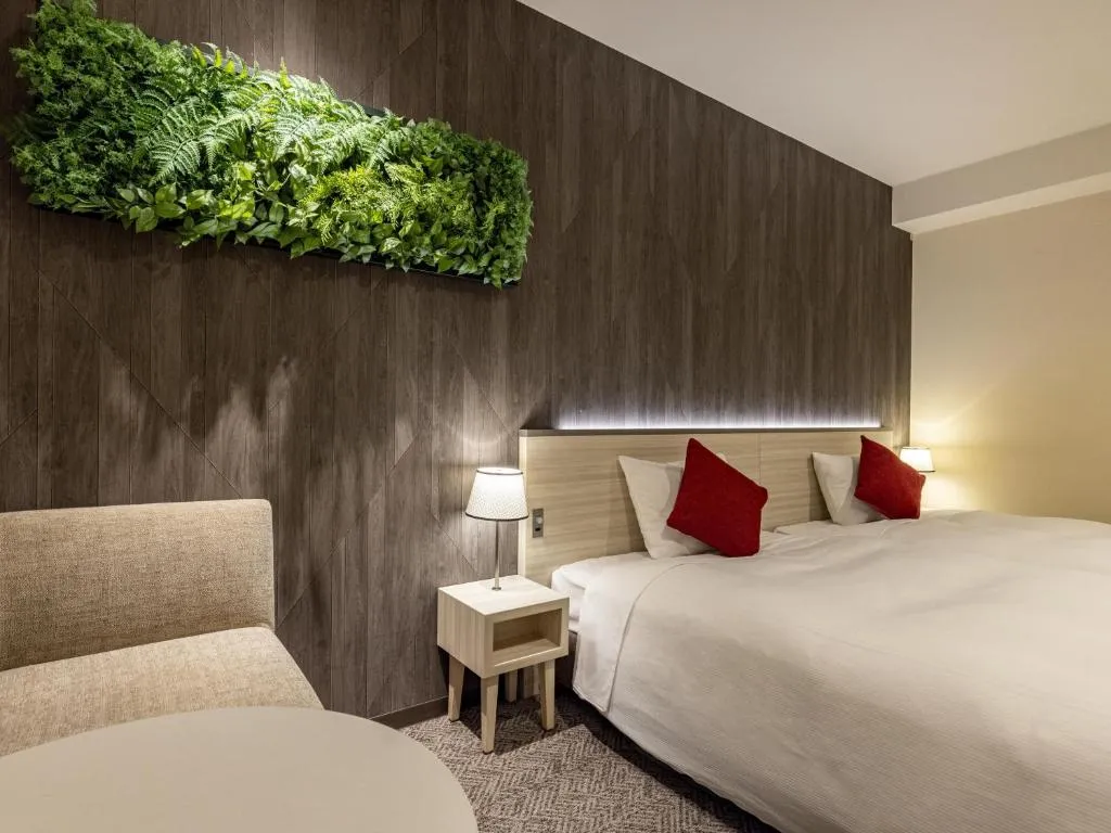 Green Decor Guest Room at Tokyu Stay Yotsuya in Shinjuku, Tokyo