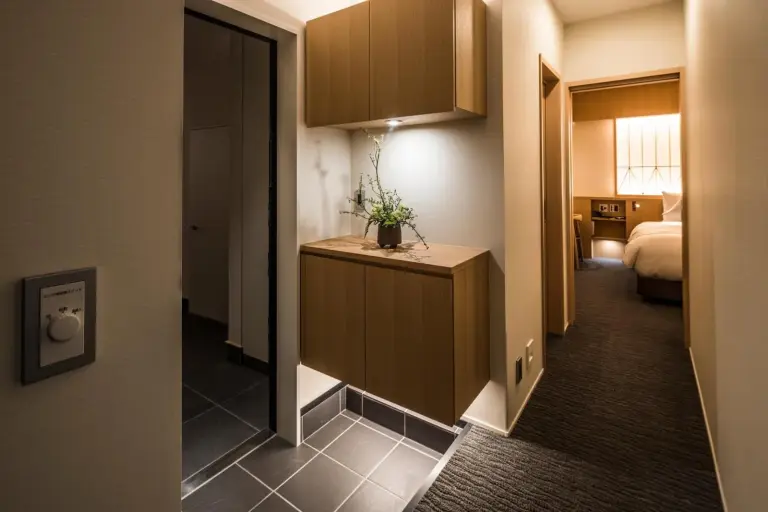 Eingangshalle des Tomoya Residence Hotel Kyoto
