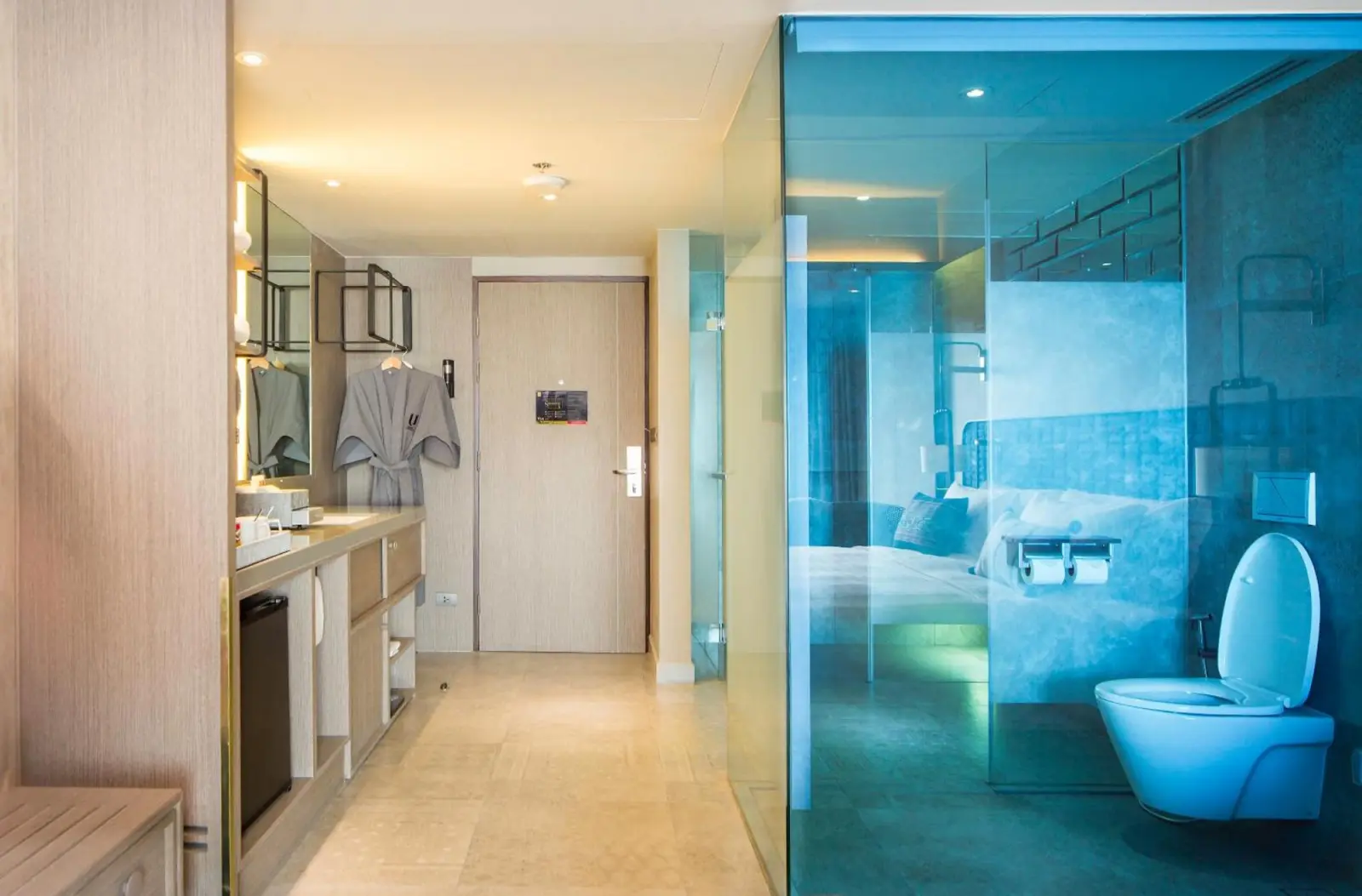 U Nimman Chiang Mai modern bathroom with glass partition