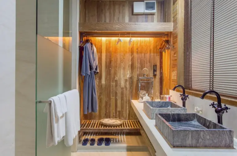 Salle de bain de luxe dans l'hôtel U Pattaya
