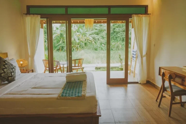 Guest room interior at Uma Raos Cottage in Bali