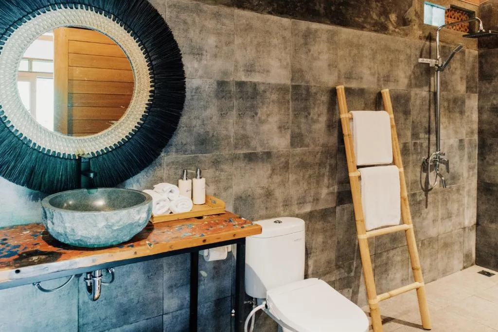 Shower area at Uma Raos Cottage in Bali