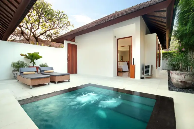 Jacuzzi at Uma Sapna Seminyak